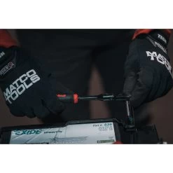 1/4" DRIVE 7-3/4" EIGHTY8 TOOTH BLACK CHROME LOCKING FLEX RATCHET WITH ERGO HANDLE - RED -Hand Tool Store AFR68BLFR InUseImage 02 1500