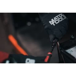 1/4" DRIVE 7-3/4" EIGHTY8 TOOTH BLACK CHROME LOCKING FLEX RATCHET WITH ERGO HANDLE - RED -Hand Tool Store AFR68BLFR InUseImage 03 1500