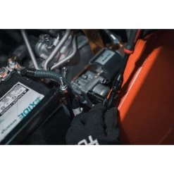 1/4" DRIVE 7-3/4" EIGHTY8 TOOTH BLACK CHROME LOCKING FLEX RATCHET WITH ERGO HANDLE - RED -Hand Tool Store AFR68BLFR InUseImage 12 1500