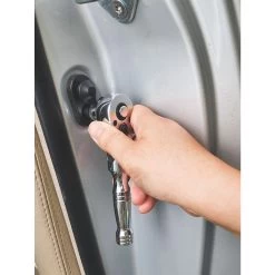 3/8" DRIVE 5-3/7" MINI FLEX HEAD RATCHET -Hand Tool Store BF472TB InUseImage 03 1500