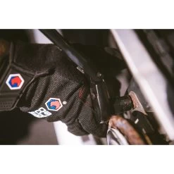 3/8" DRIVE 12-1/2" EIGHTY8 TOOTH BLACK CHROME LOCKING FLEX RATCHET WITH ERGO HANDLE - PURPLE -Hand Tool Store BFR128BLFP InUseImage 03 1500