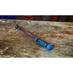 3/8" DRIVE 15½" EIGHTY8 TOOTH LOCKING FLEX RATCHET WITH ERGO HANDLE - BLUE -Hand Tool Store BFR158LFB LifestyleImage 02 1500