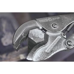 10" LOCKING PLIERS WITH COMBINATION PLUS JAW -Hand Tool Store CLP10P In UseImage 05 1500