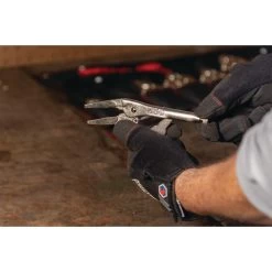 6" NEEDLE NOSE LOCKING PLIERS 9 6" NEEDLE NOSE LOCKING PLIERS -Hand Tool Store MLNN6 InUseImage 02 1500
