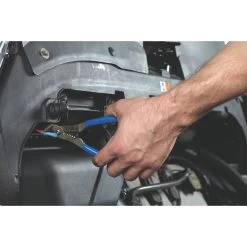 4-IN-1 ANGLED WIRE TOOL -Hand Tool Store MST5950A ProductImage In UseImage 02 1500