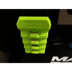 4 SLOT MAGNETIC WRENCH RACK - GREEN 13 4 SLOT MAGNETIC WRENCH RACK - GREEN -Hand Tool Store MWR4G LifestyleImage 02 1500