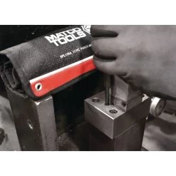 17 PIECE PUNCH AND CHISEL SET -Hand Tool Store SPL17KA InUseImage 05 1500