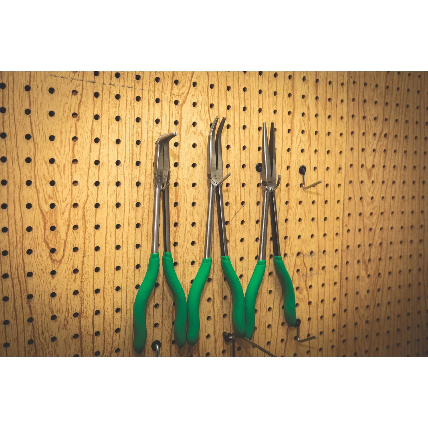 3 PIECE EXTRA LONG NEEDLE NOSE PLIER SET- GREEN 7 3 PIECE EXTRA LONG NEEDLE NOSE PLIER SET- GREEN - Image 5