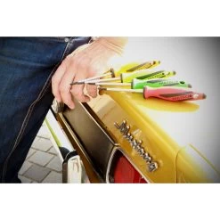 4 PIECE TOP TORQUE II™ PRECISION SCREWDRIVER SET - RED -Hand Tool Store SPRR4A LifestyleImage 02 1500