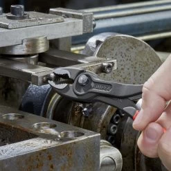 8" TWINGRIP PLIERS -Hand Tool Store TG8 InUseImage 02 1500